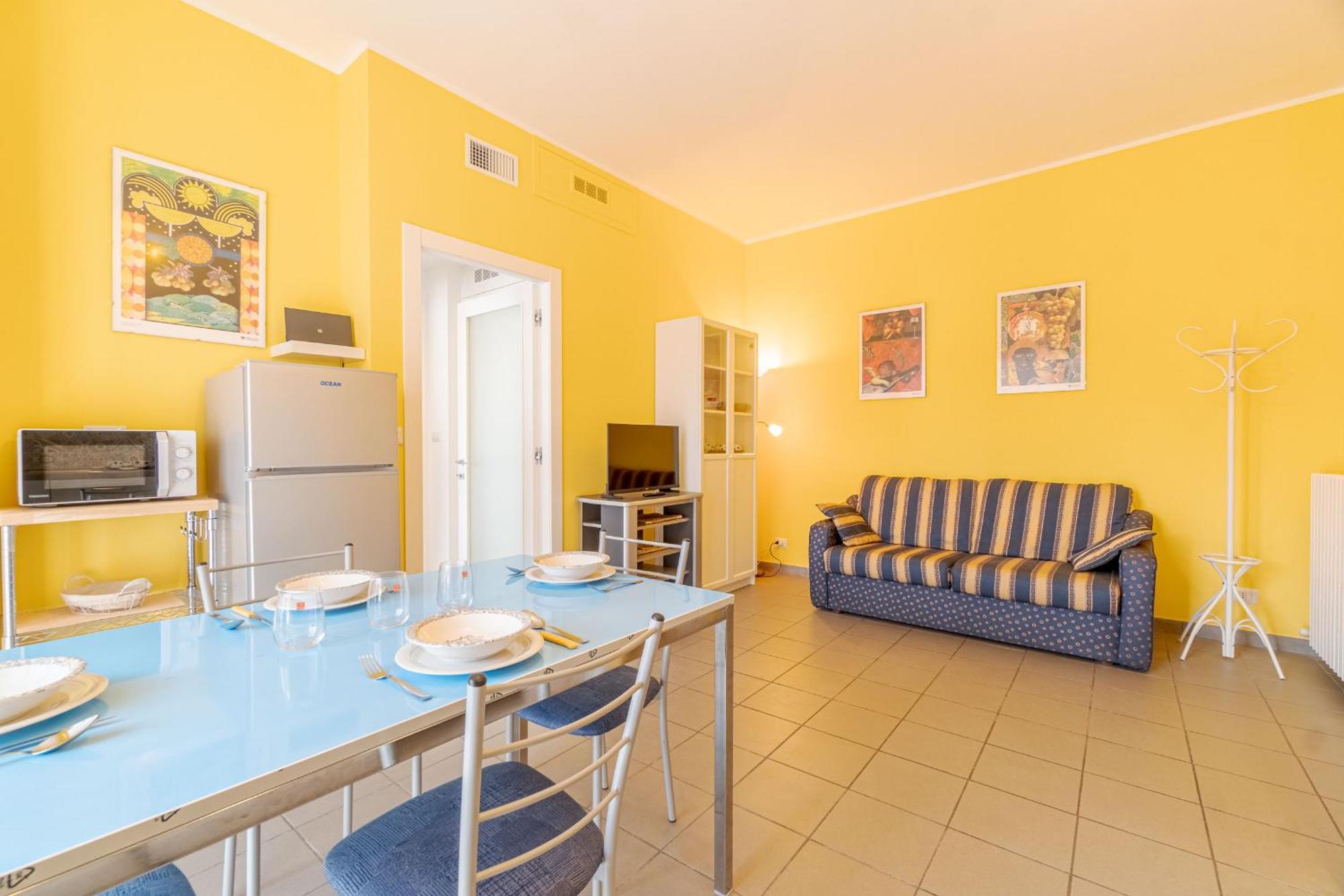 Asti Comentina Railway Functional Flat Екстер'єр фото